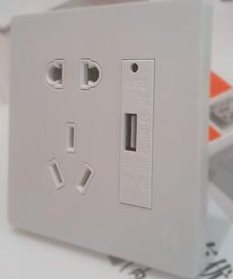 USB插座